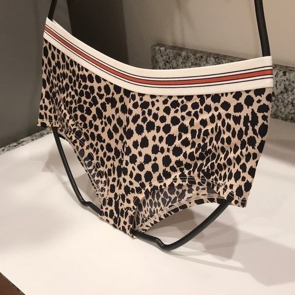 💖 Victoria’s Secret Shortie Panty - Picture 2 of 4